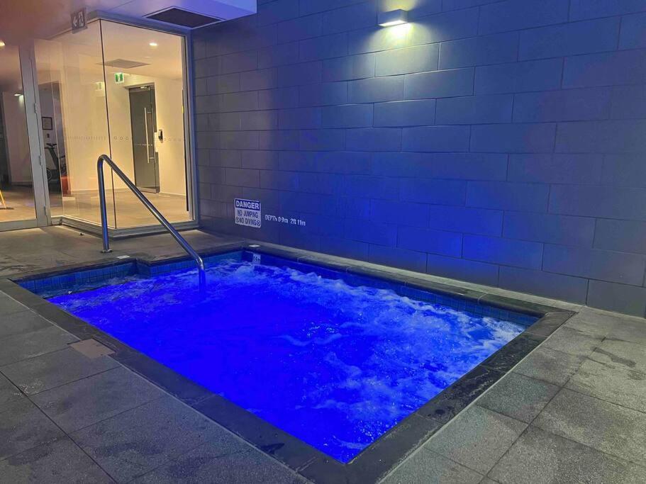 City Apartment, Pool & Carpark Adelaide Exterior photo