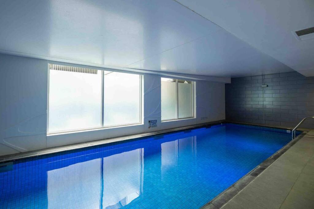 City Apartment, Pool & Carpark Adelaide Exterior photo