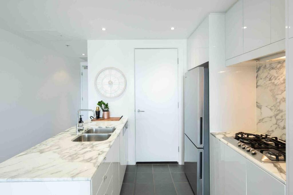 City Apartment, Pool & Carpark Adelaide Exterior photo